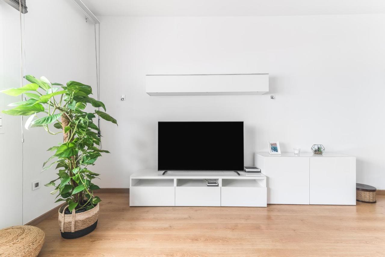 Home2book Stylish Front Line Canteras Appartement
